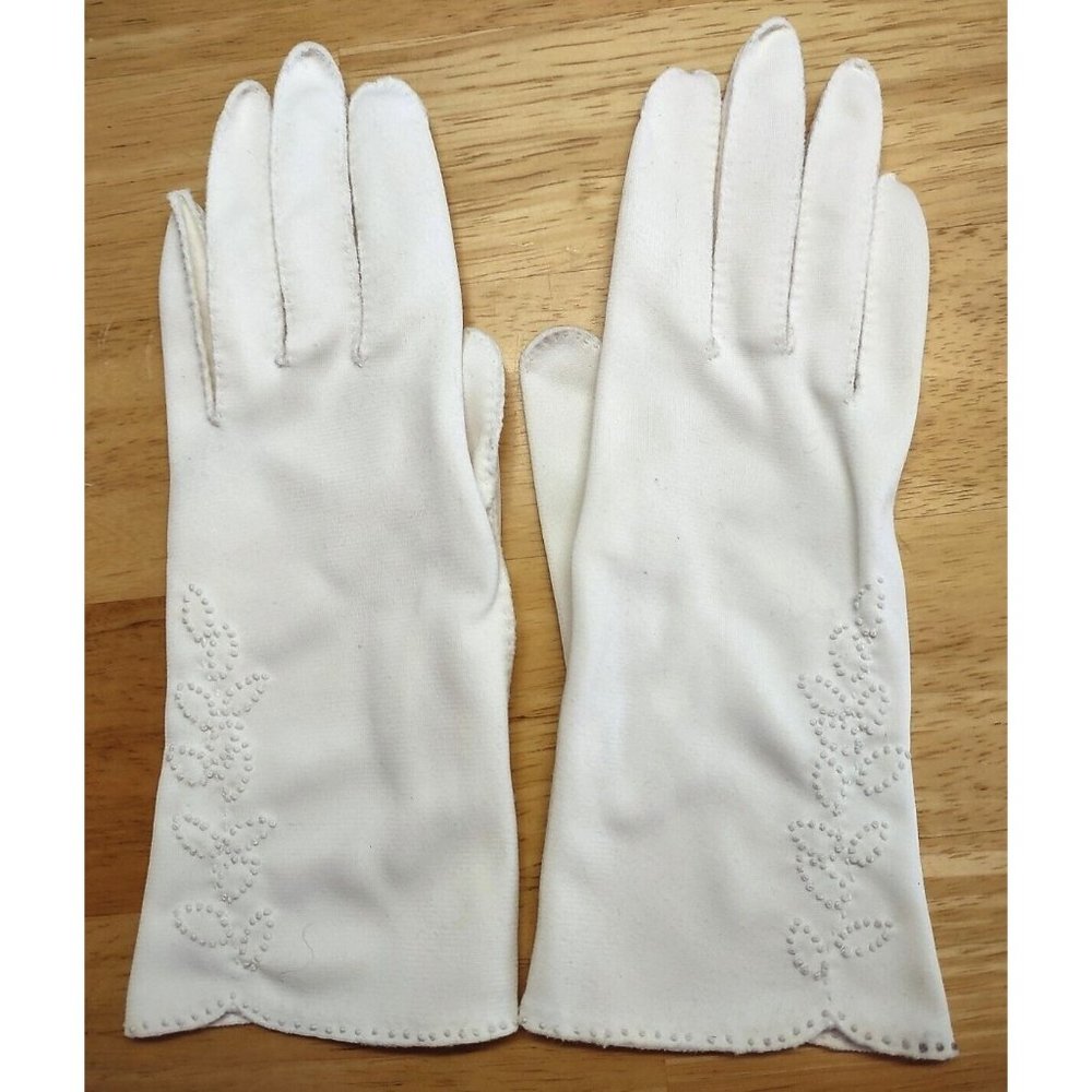 White Vintage Gloves Women's Extra Small, Hand Stitched Candlewicking Design EUC